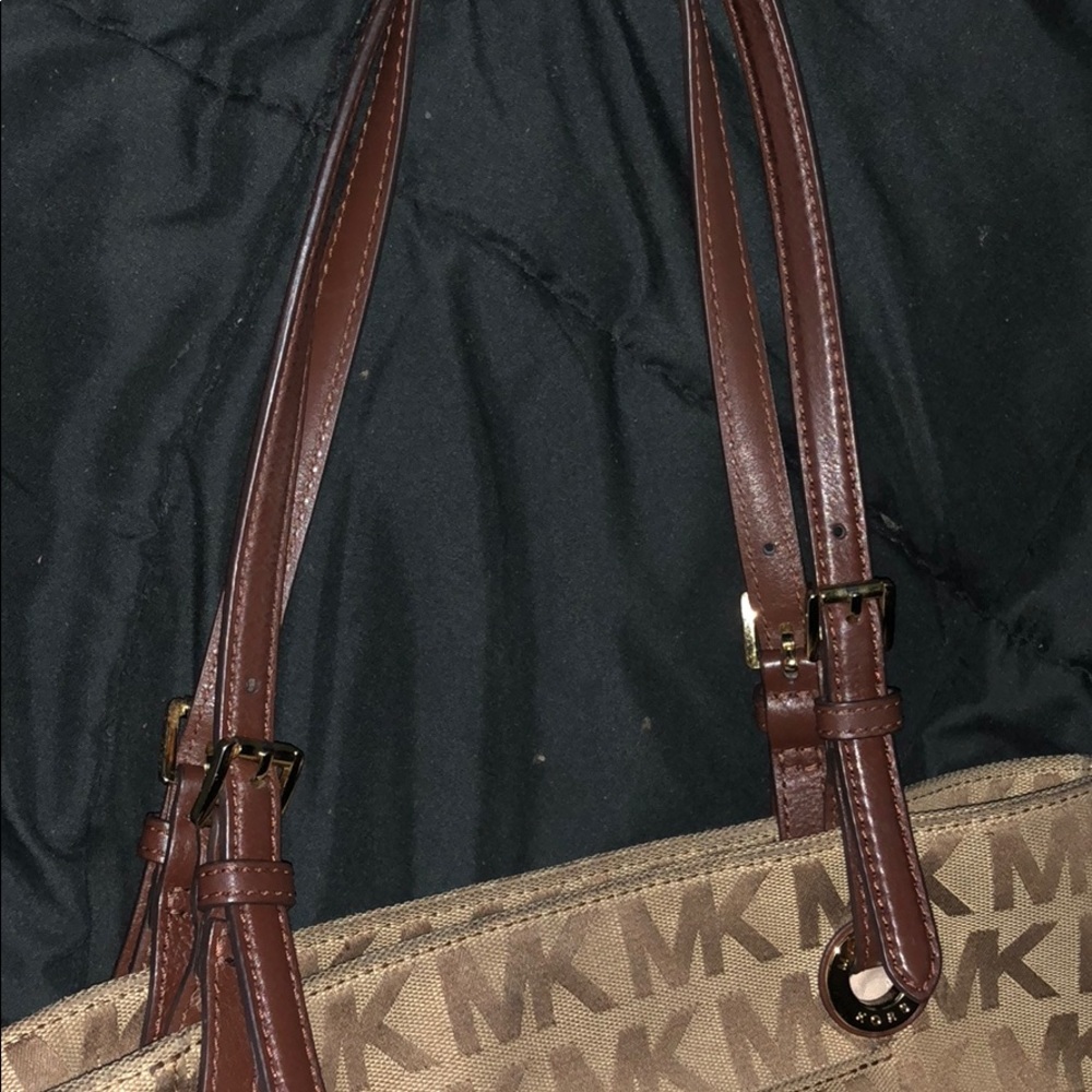 Purse - Picture 2 of 2